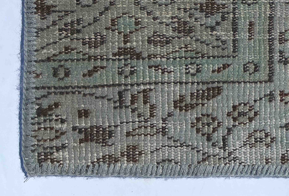 Unión artesanal de piezas en alfombra persa vintage importada