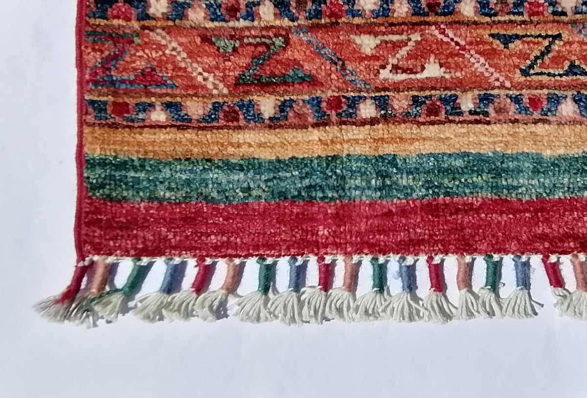 Textura de lana suave y trama de algodón en alfombra persa vintage
