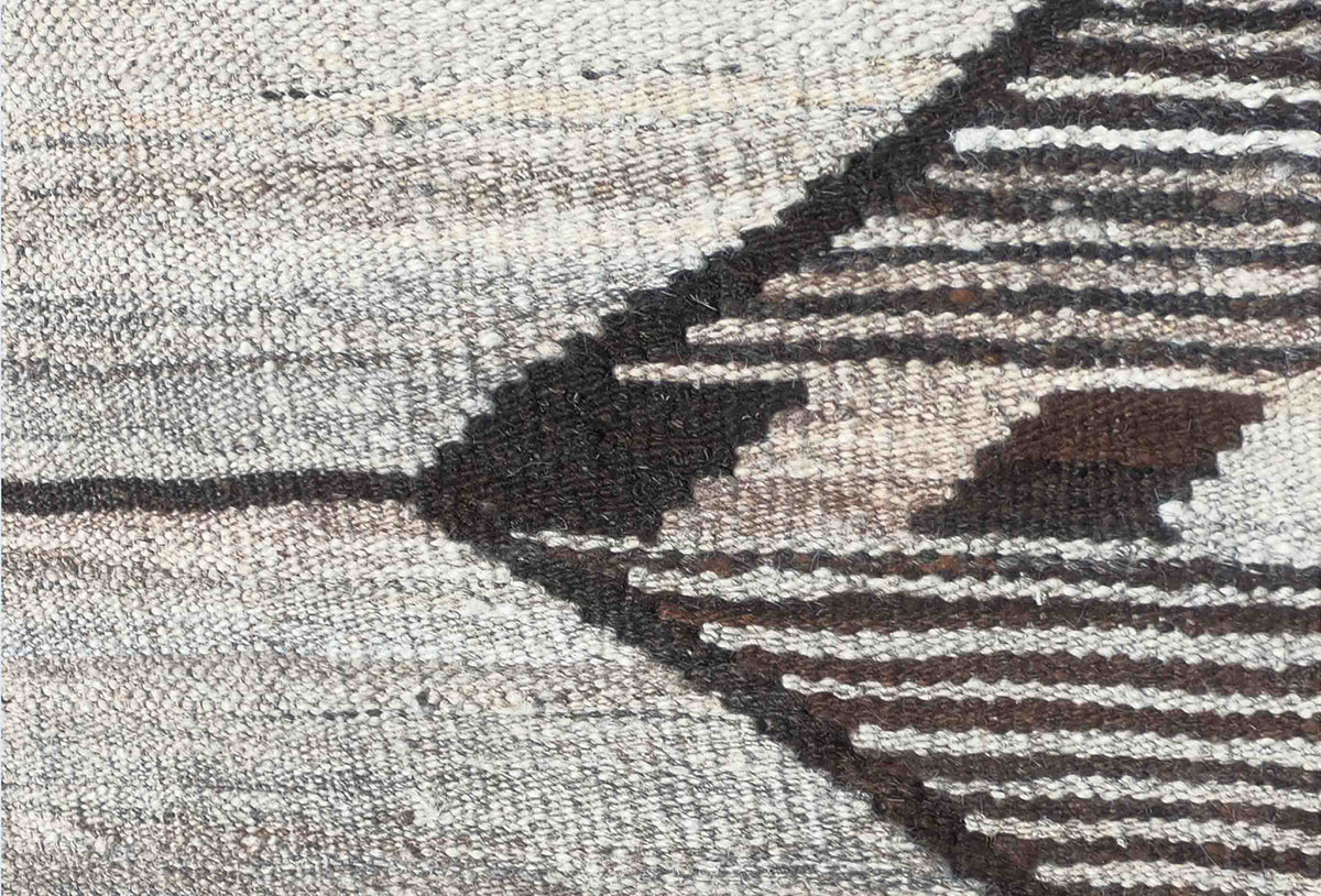 Alfombra de lana Kelim Karachi con diseño geométrico