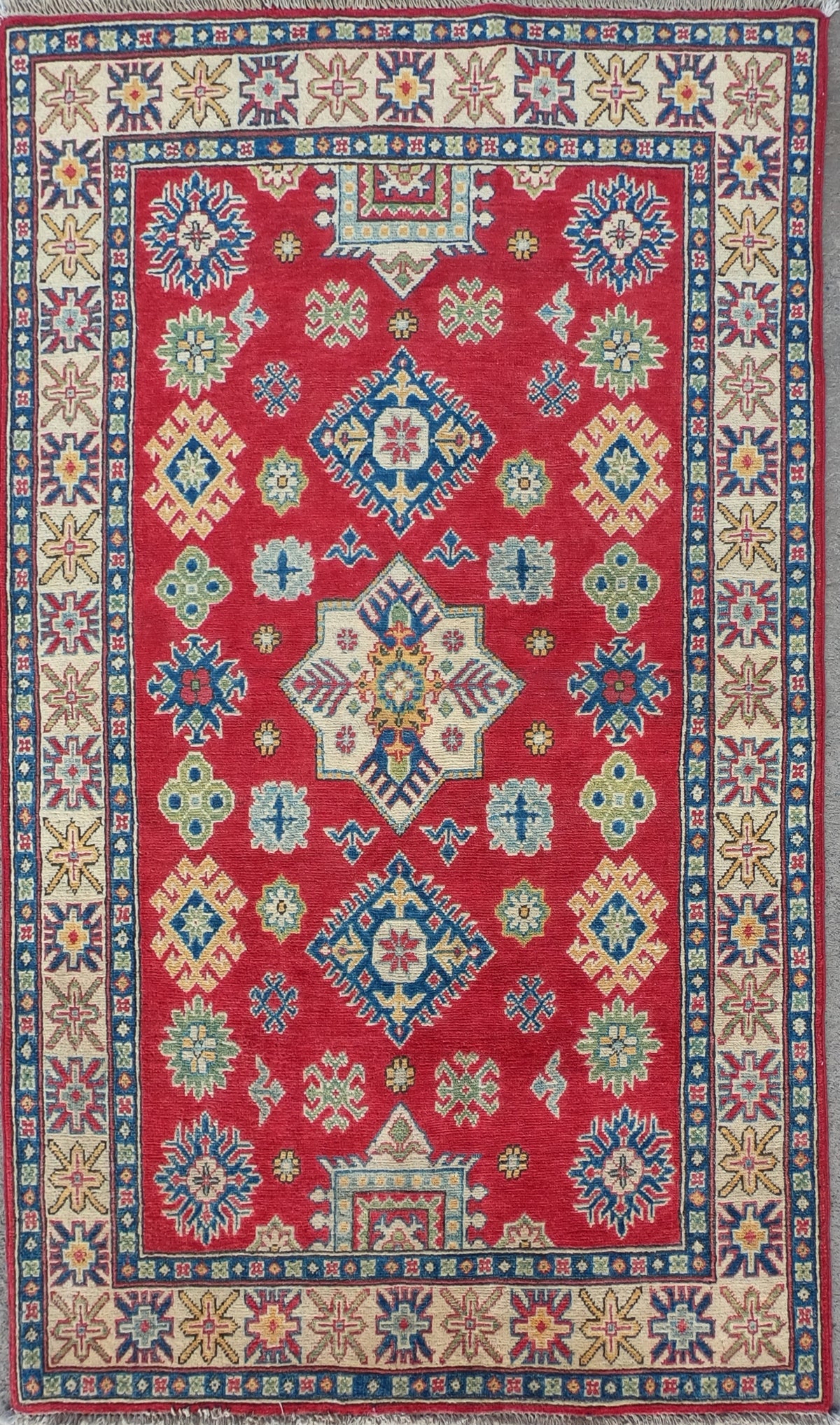 Alfombra persa de lana Kazak clásica, anudada a mano, diseño geométrico intenso - Consorcio Persa