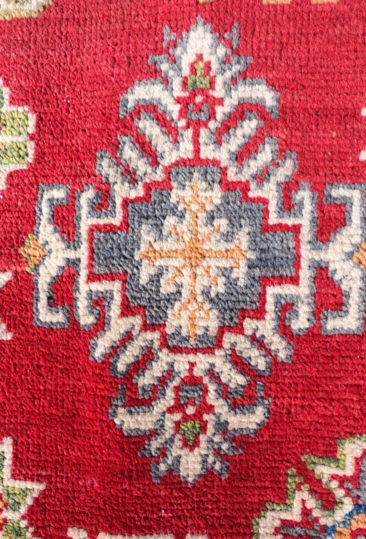 Alfombra Persa lana, Kazak 1.80 x 1.20 mts. 0088