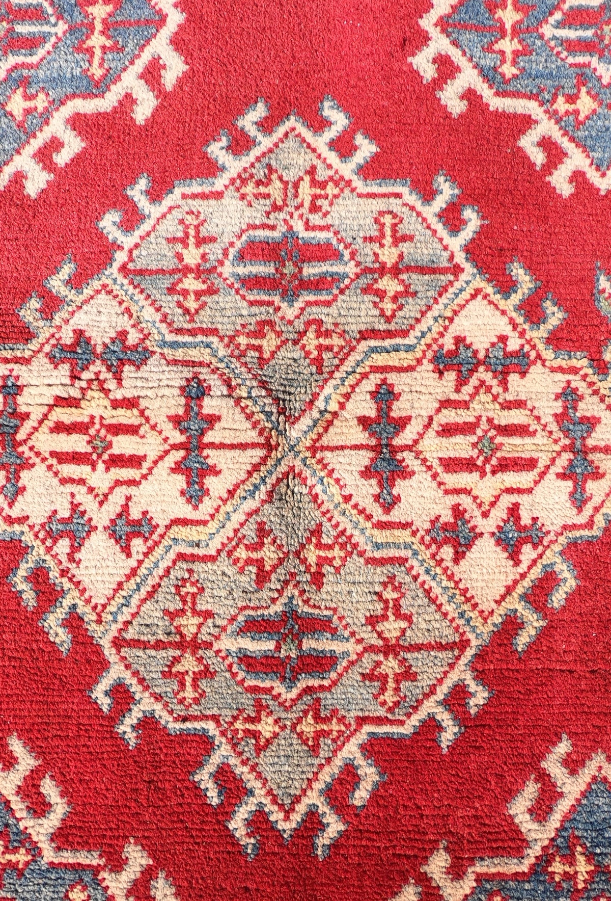 Alfombra Persa lana, Kazak 1.80 x 1.20 mts. 0110