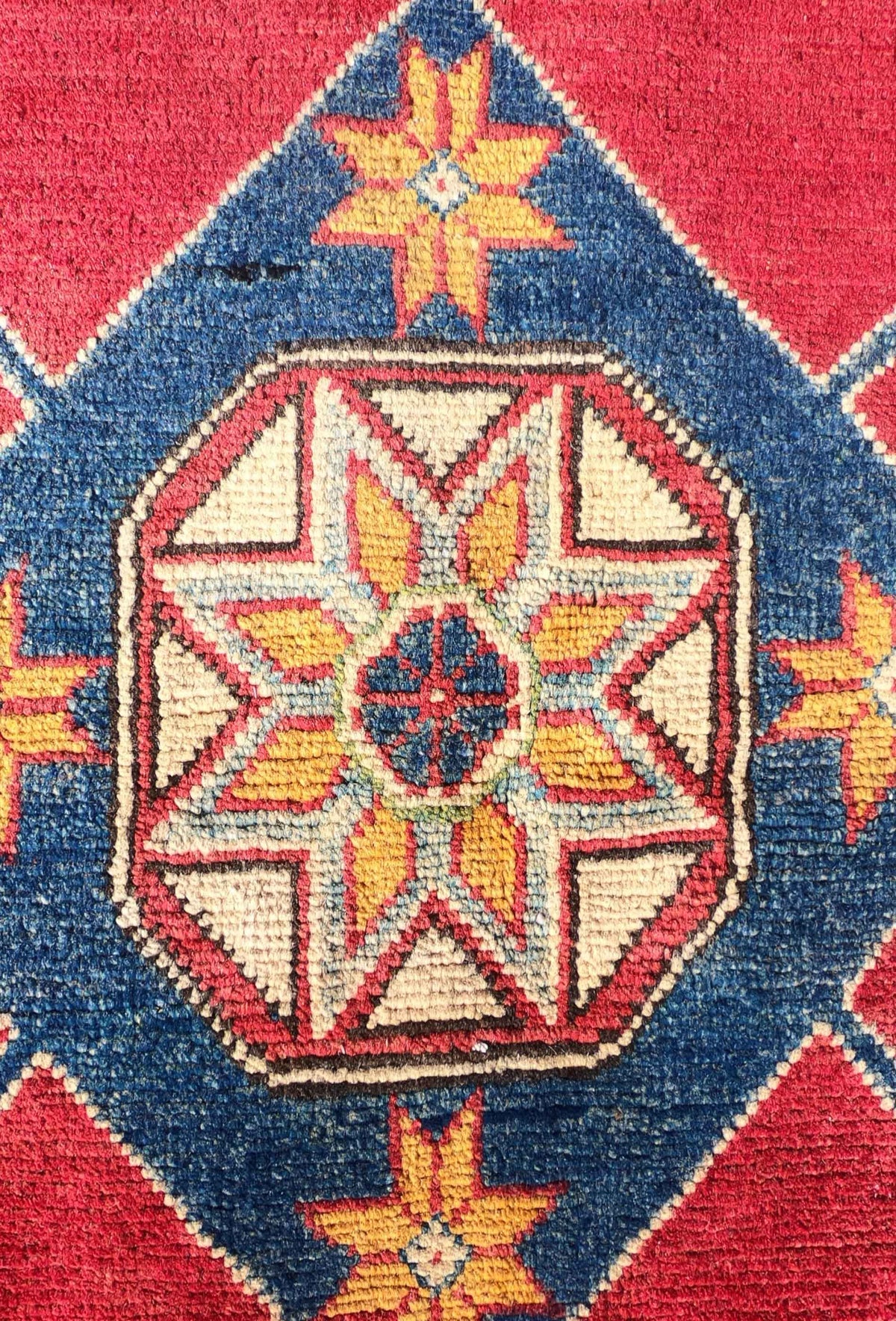 Alfombra Persa lana, Kazak 1.90 x 1.60 mts. 0003