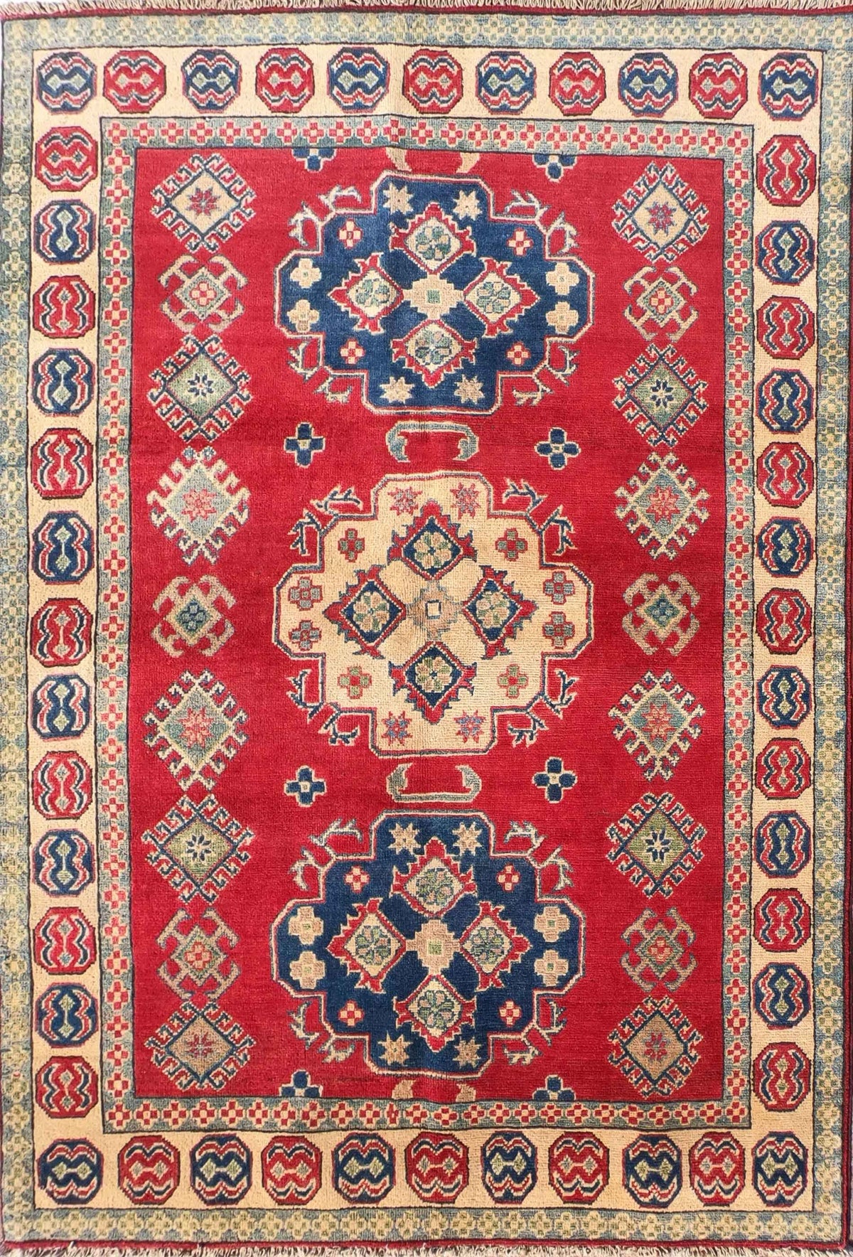 Alfombra persa Kazak de lana con diseño geométrico clásico