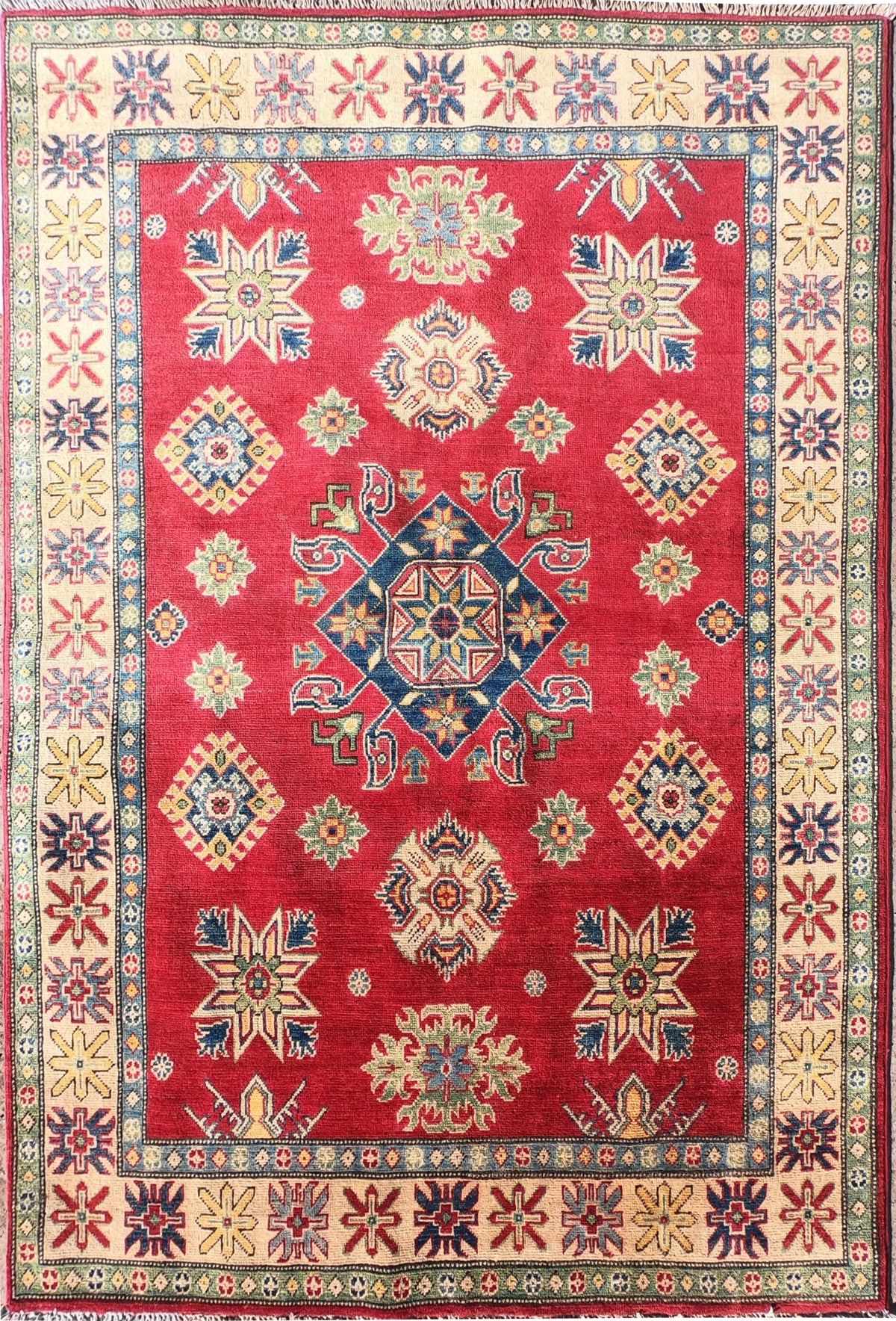 Alfombra Persa Kazak de lana con diseño geométrico rojo y beige