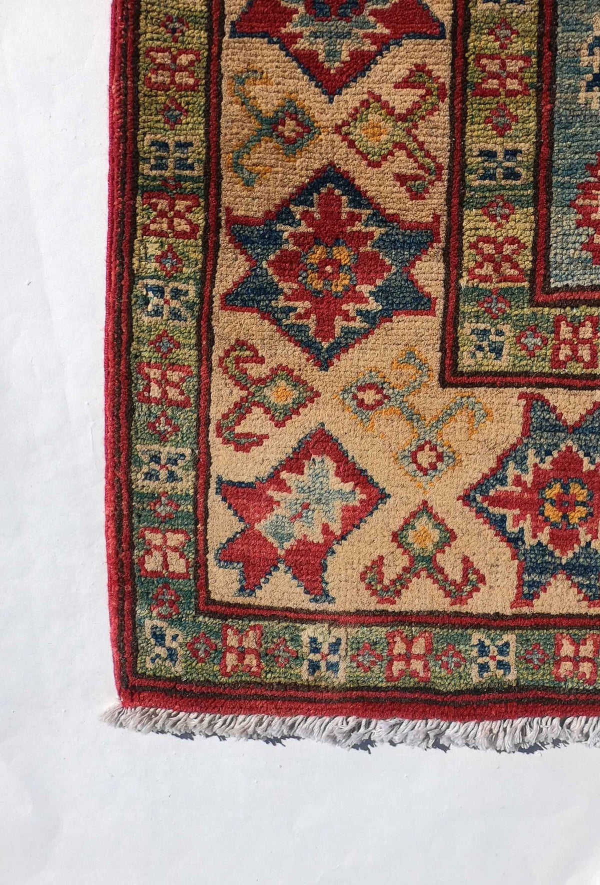 Alfombra Kazak persa de lana, ideal para sala de estar o comedor