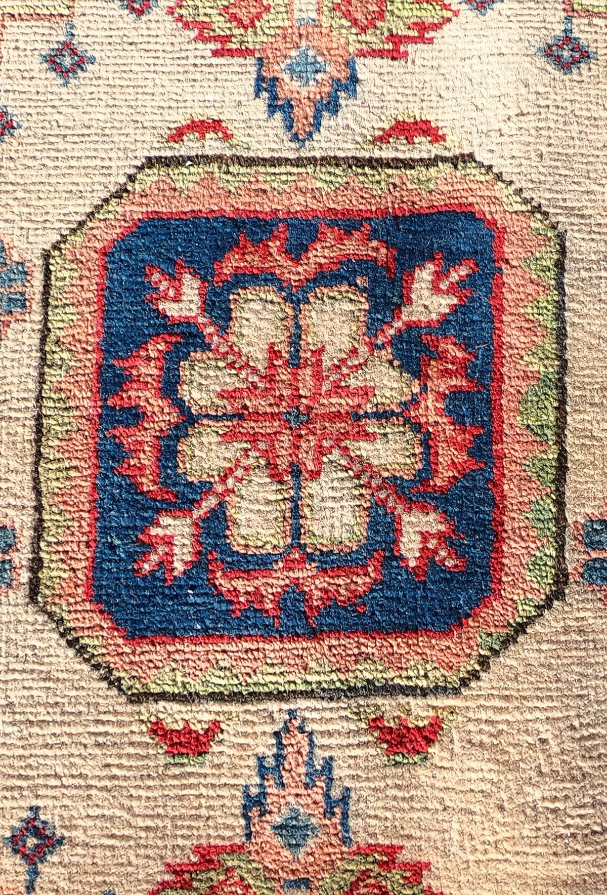 Alfombra Persa lana, Kazak 2.70 x 1.80 mts. 003