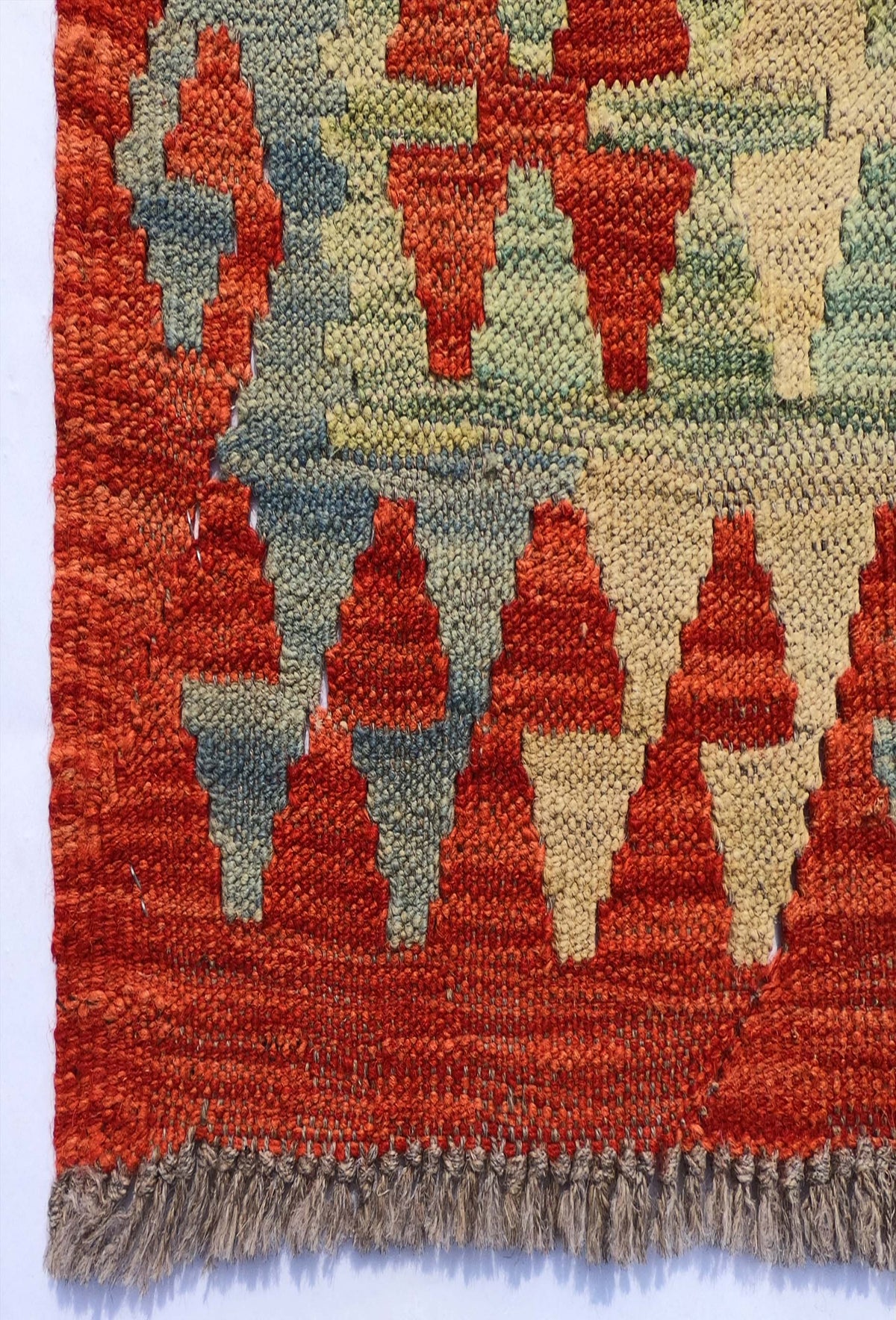 Textura natural de la lana en alfombra Kelim hecha a mano