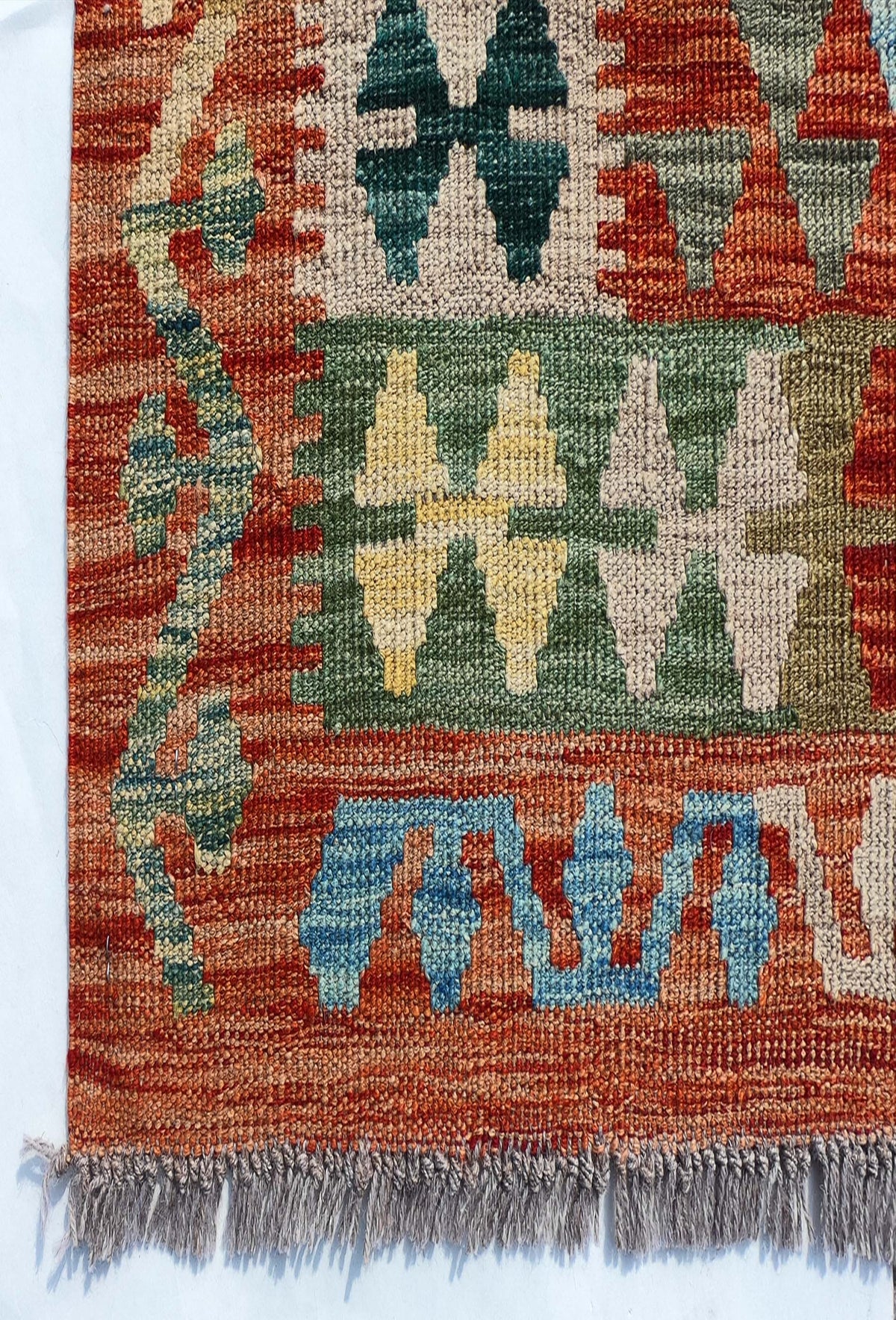 Textura natural de lana en alfombra Kelim hecha a mano