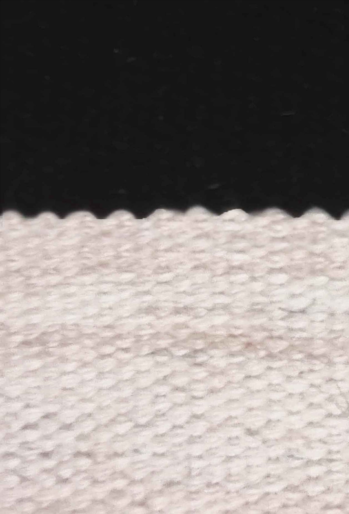 Alfombra Kelim de tejido plano con colores neutros para decorar