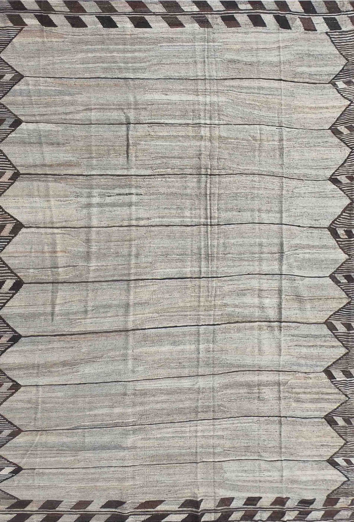 Detalle del tejido plano de la alfombra Kelim Karachi