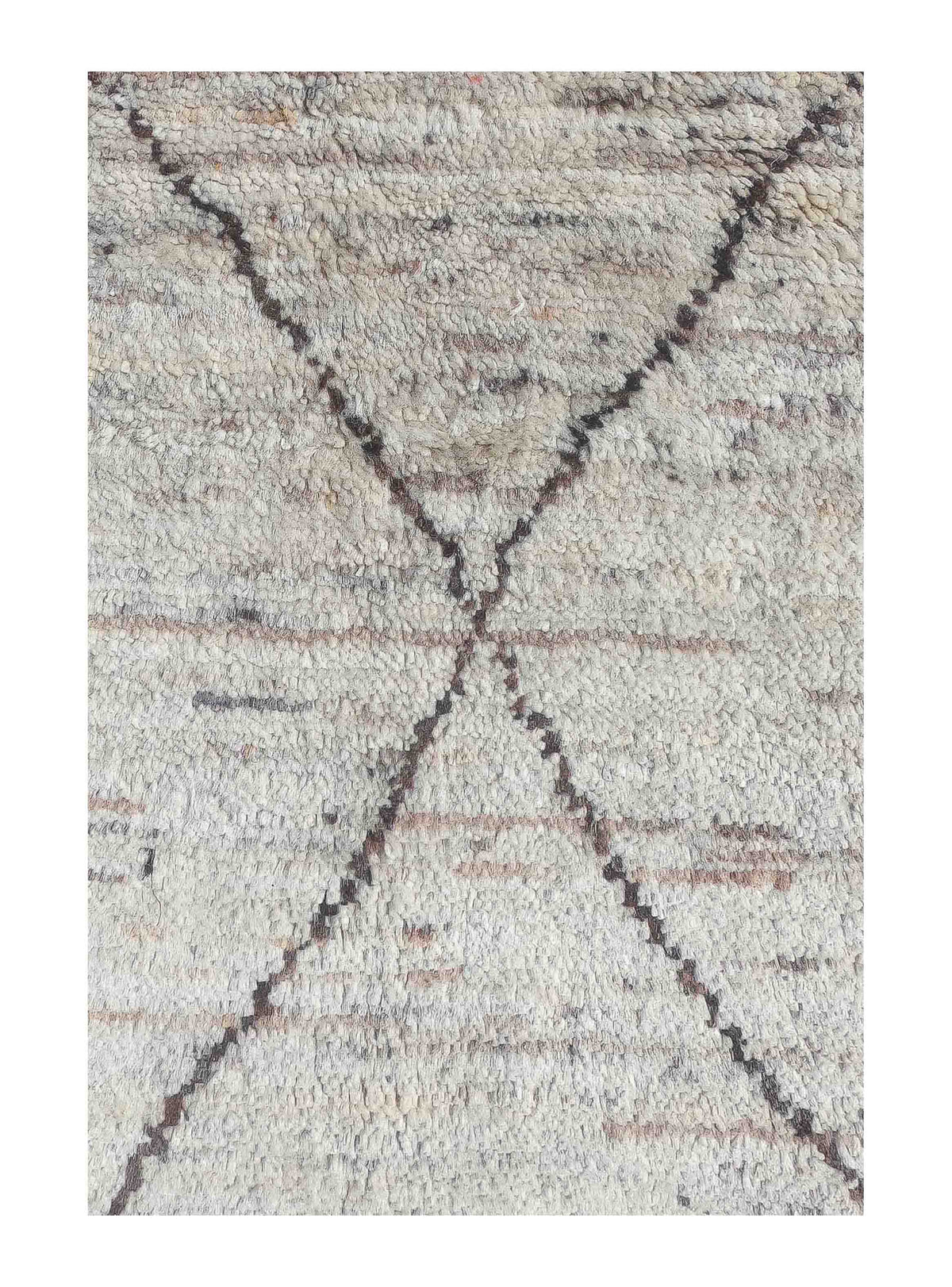 Detalle de diseño intrincado en alfombra persa de lana, estilo decorativo