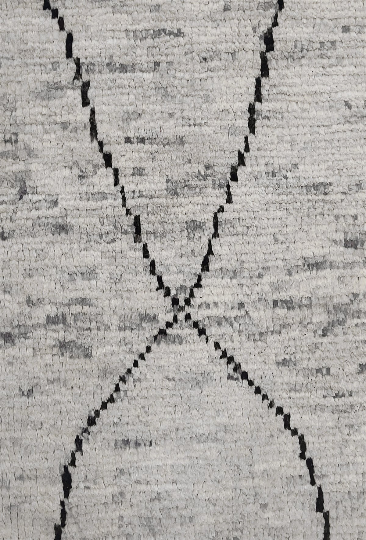 Alfombra grande de lana color neutro para living, origen Pakistan