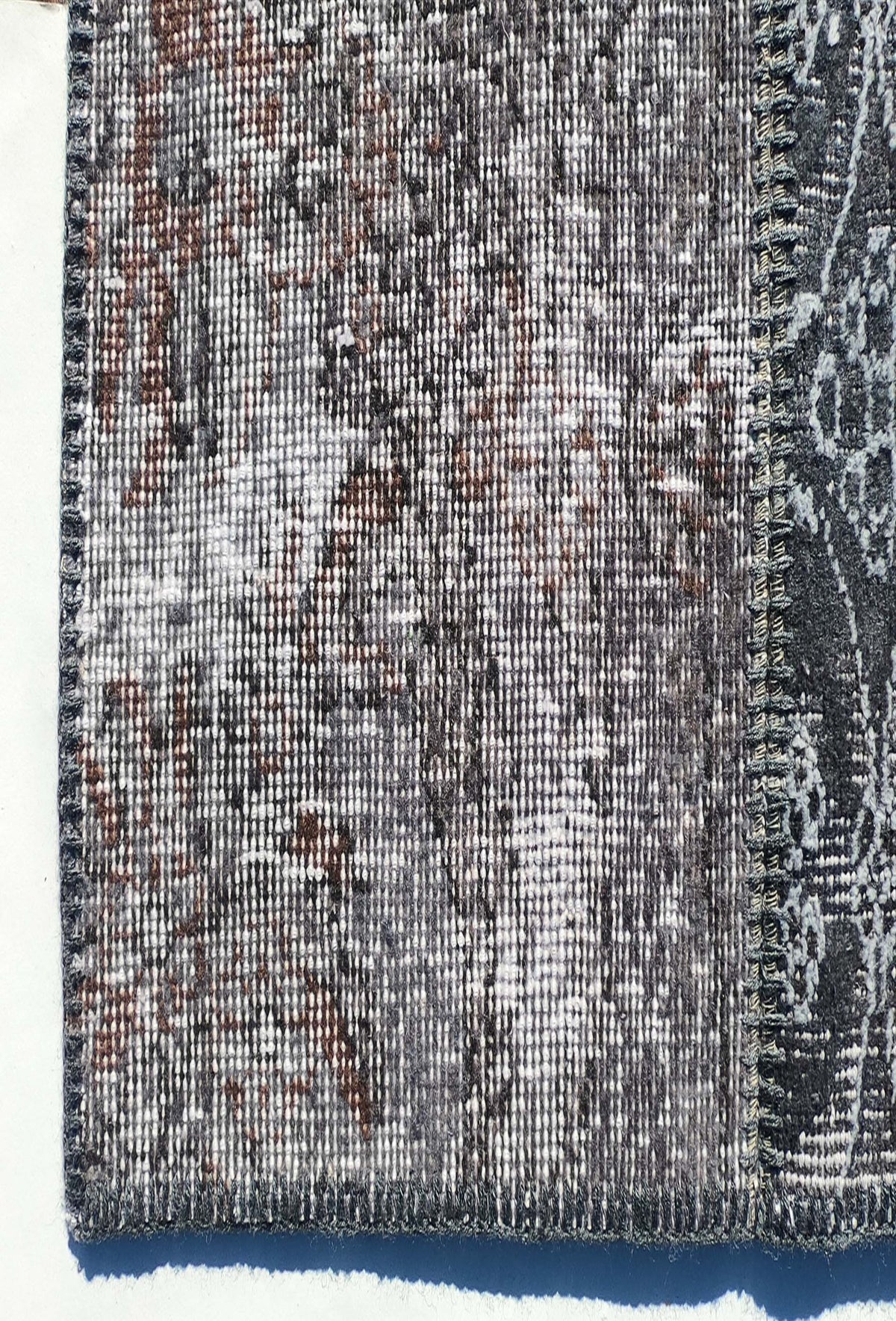 Textura detallada de lana natural en alfombra turca hecha a mano