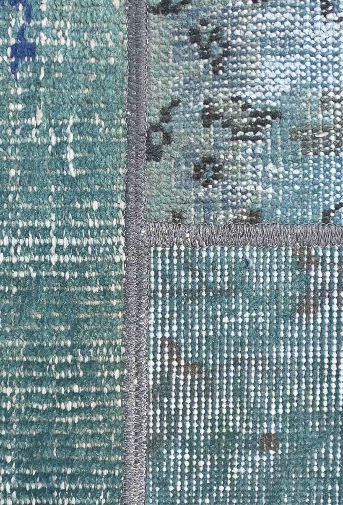 Alfombra decorativa estilo vintage con aspecto envejecido, hecha a mano