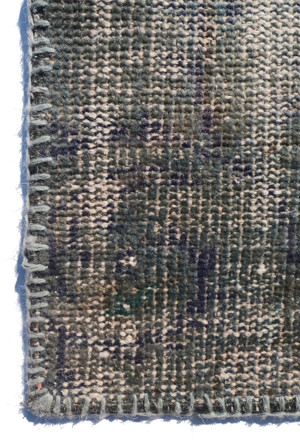 Textura de lana natural en alfombra turca hecha a mano, aspecto envejecido