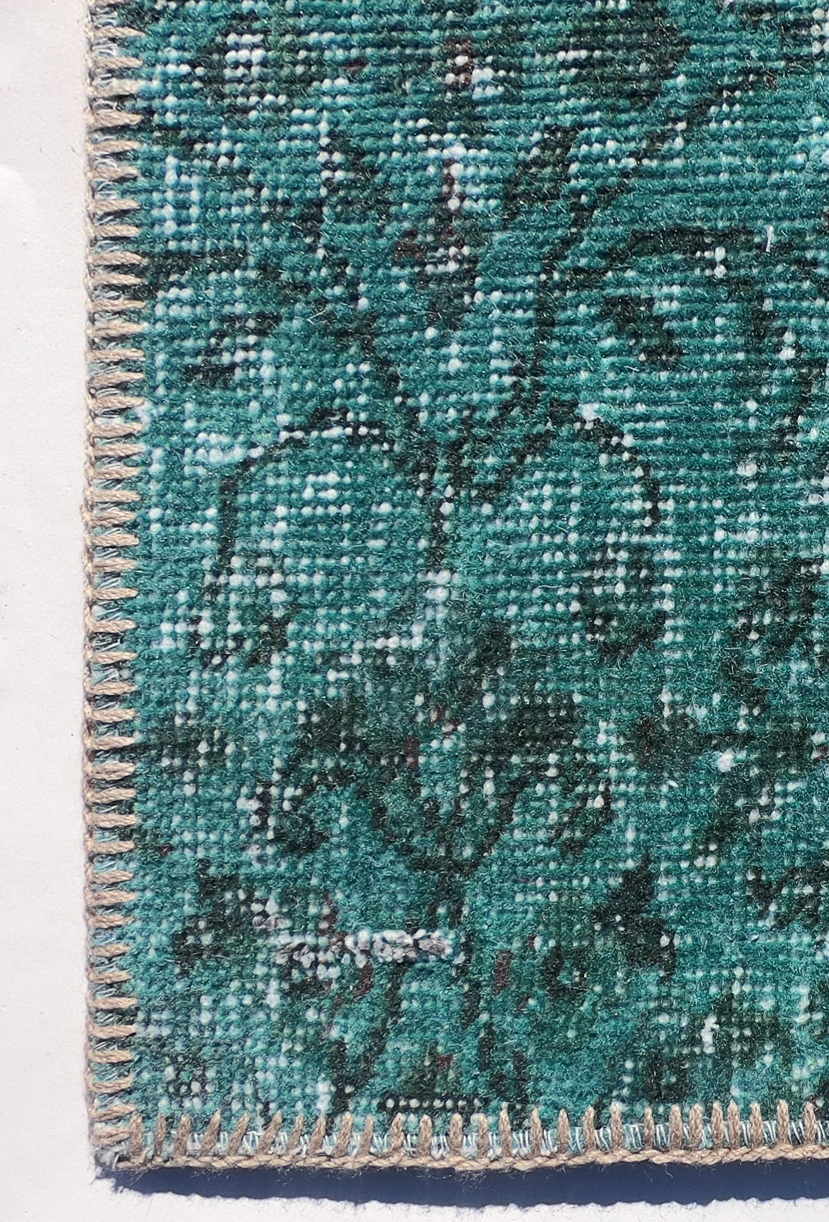 Textura detallada de la lana en alfombra turca hecha a mano