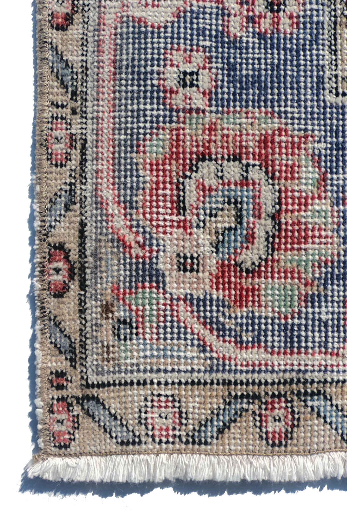 Textura detallada de lana en alfombra persa vintage hecha a mano