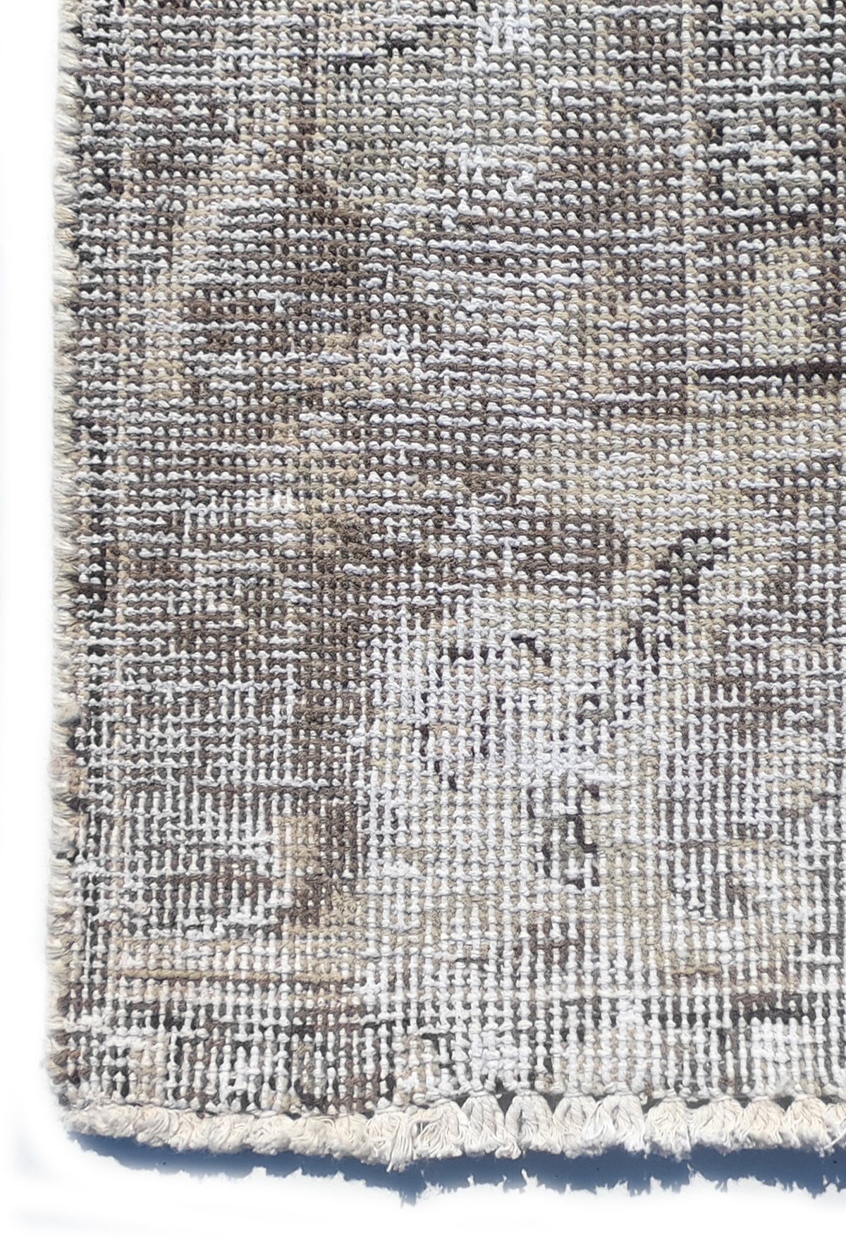 Textura de lana natural en alfombra persa turca, aspecto envejecido