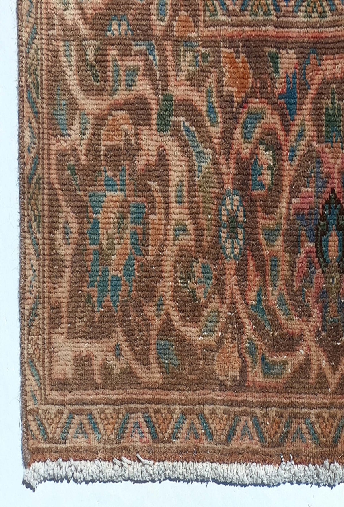 Textura detallada de lana en alfombra persa vintage, aspecto suave