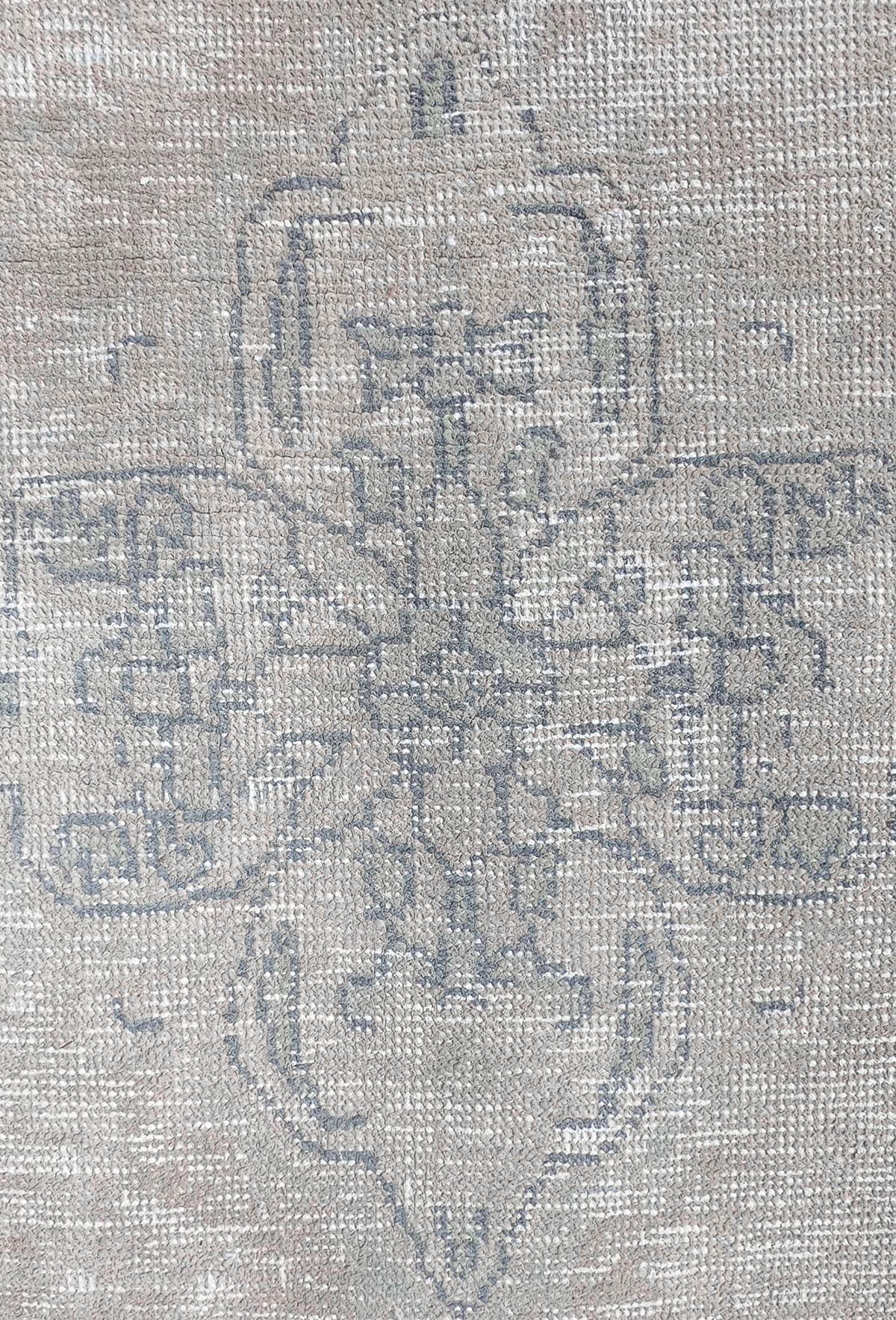 Alfombra antigua persa de lana en estilo vintage