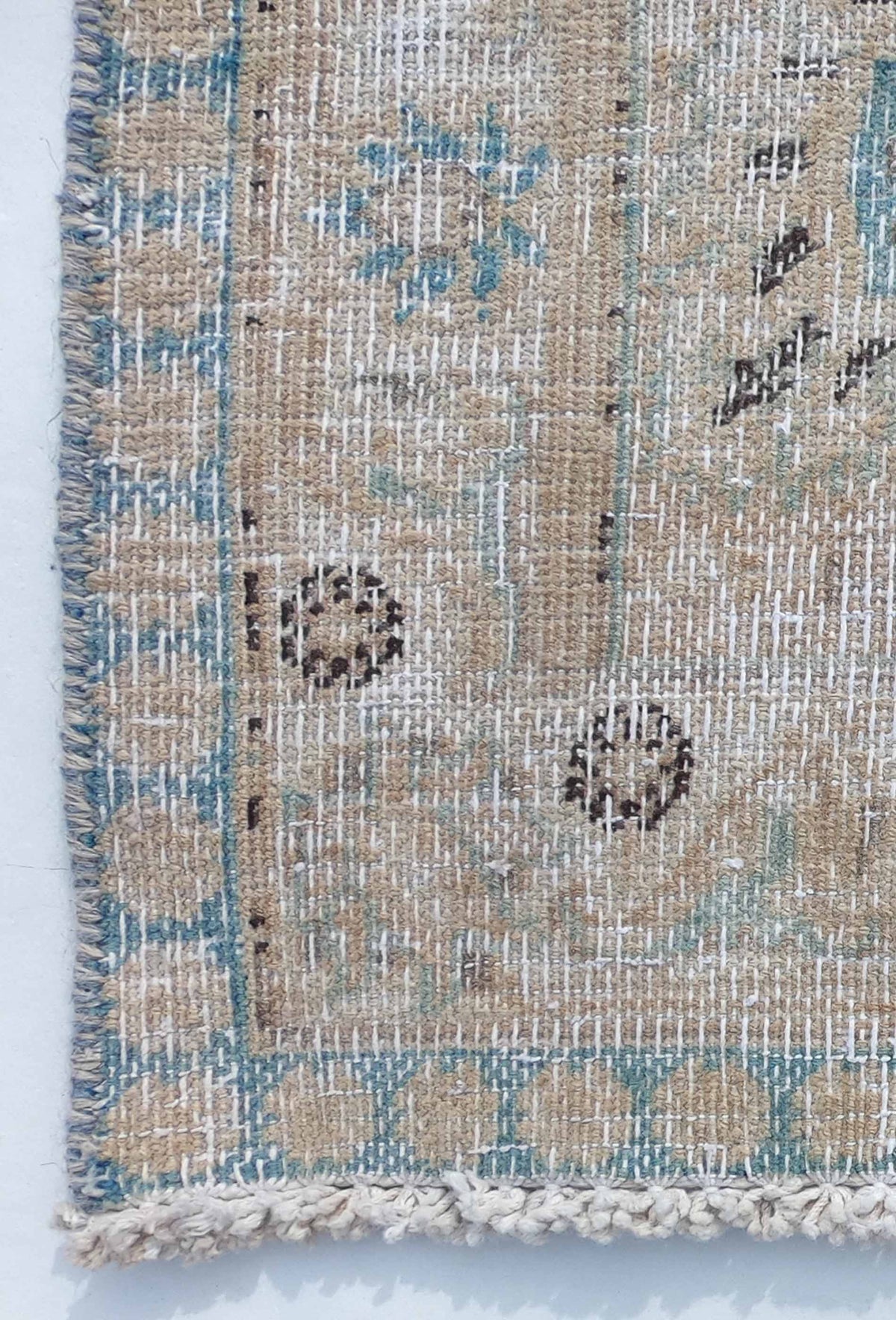 Textura de lana natural en alfombra persa vintage importada