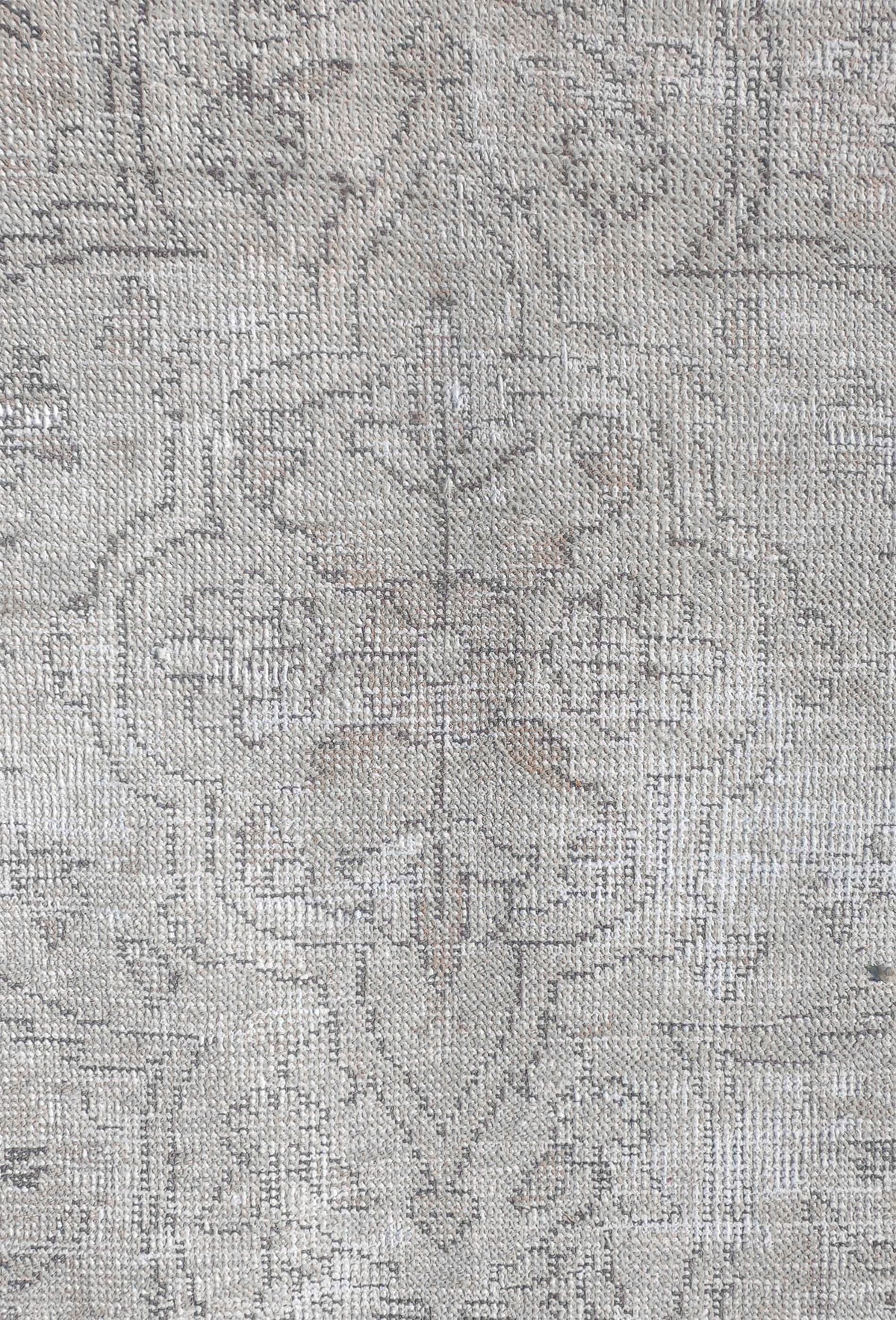 Alfombra persa vintage color neutro Consorcio Persa