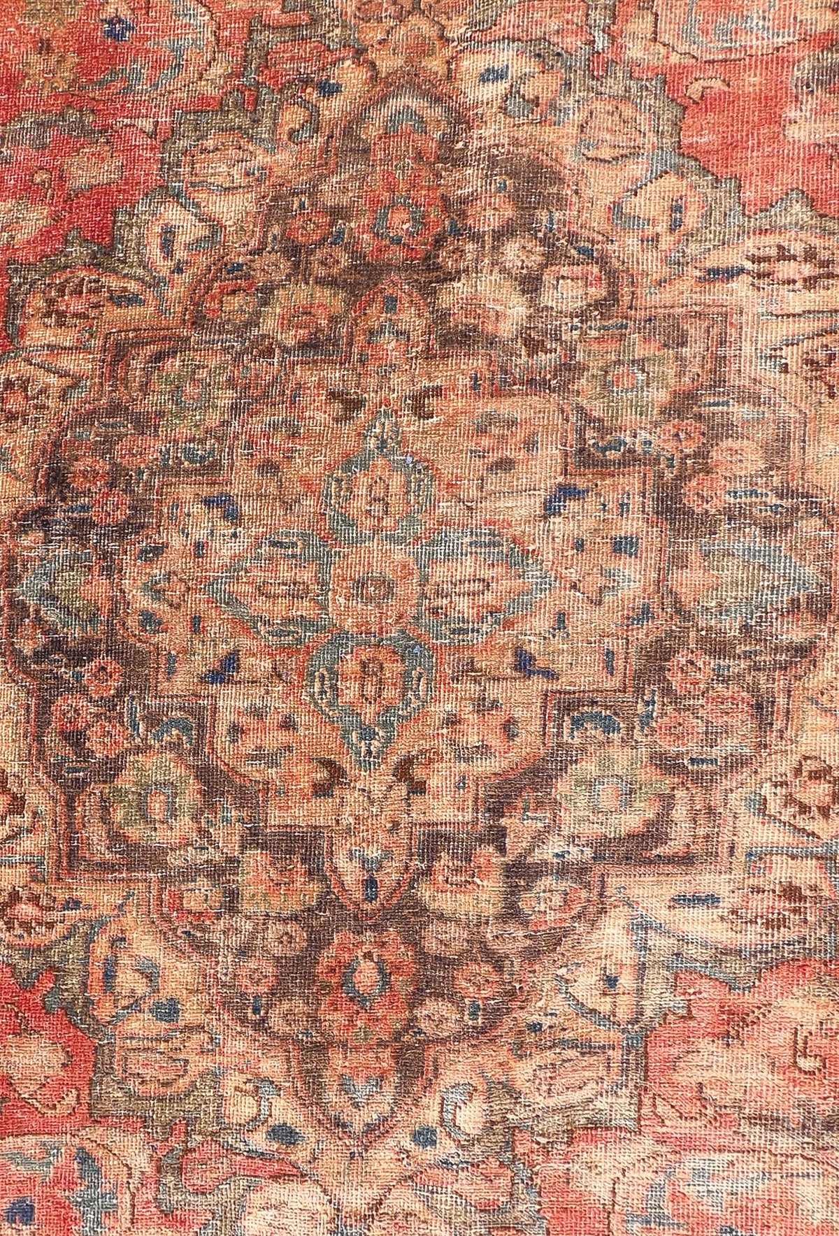 Diseño clásico decolorado en alfombra persa vintage turca de lana
