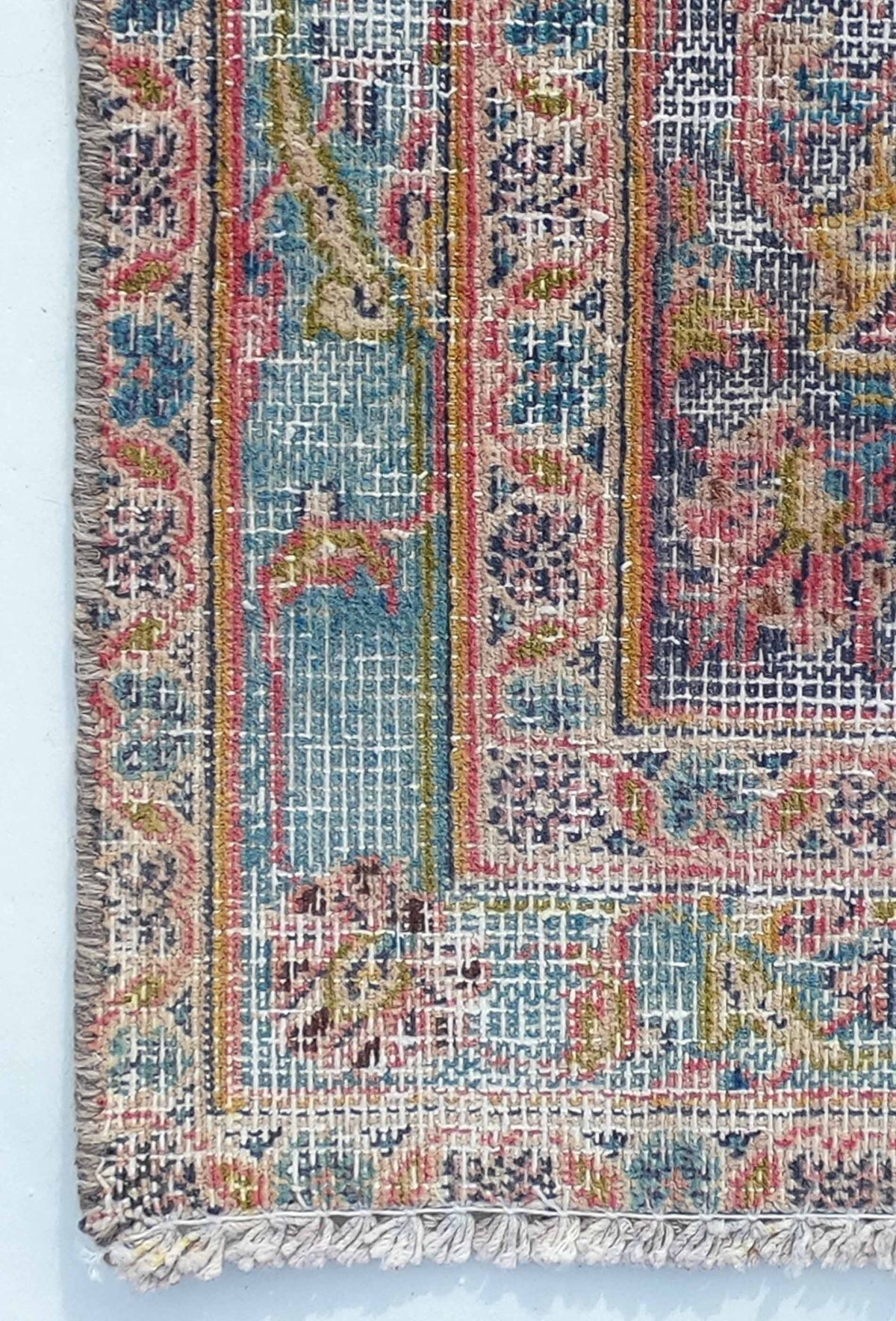 Textura natural de la lana en alfombra vintage importada