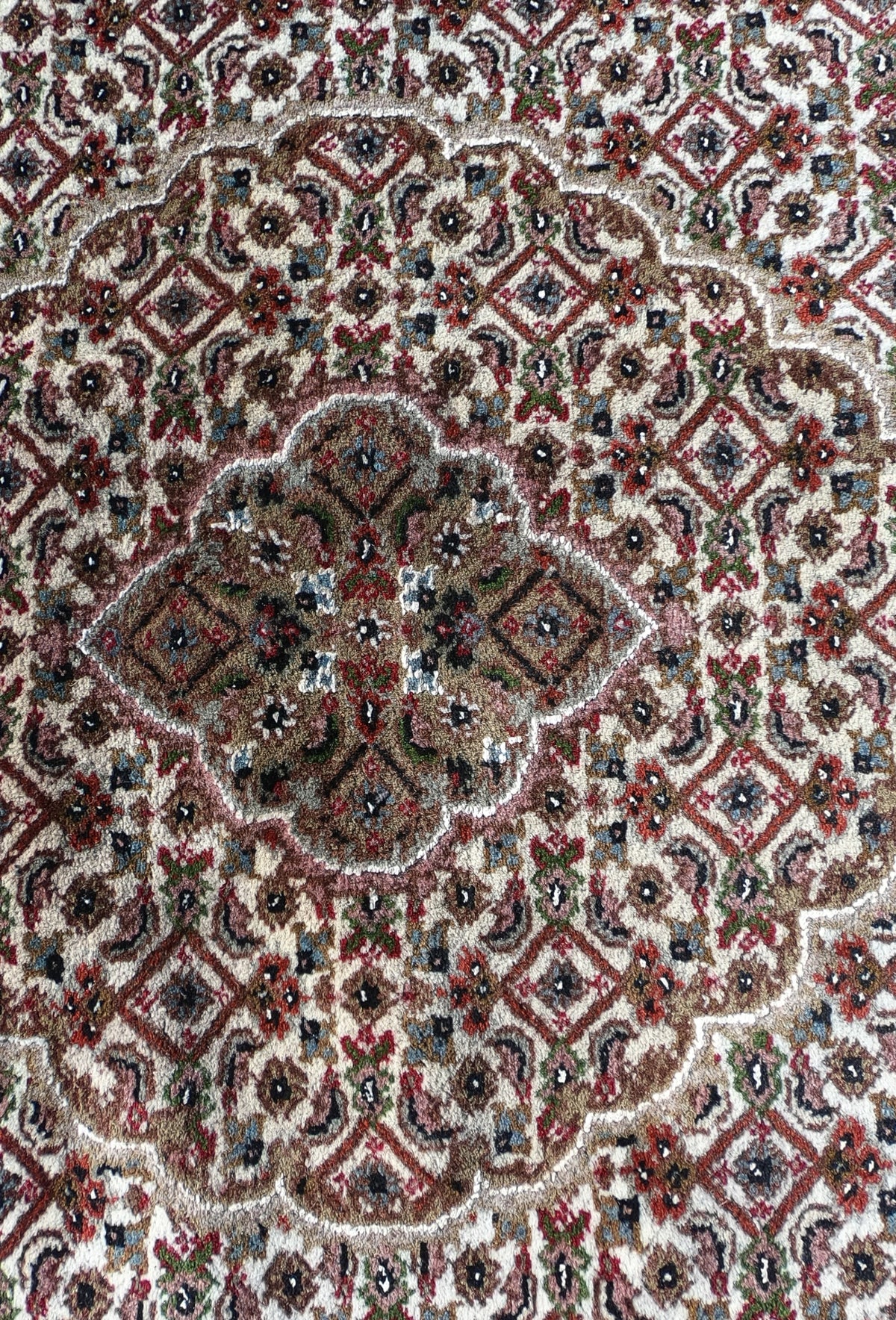 Alfombra Persa lana, Tabriz de 2.10 x 1.40 mts. 002
