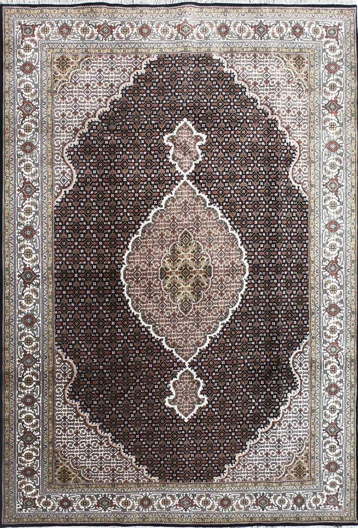 Alfombra persa Tabriz de lana y seda con diseño de medallón central