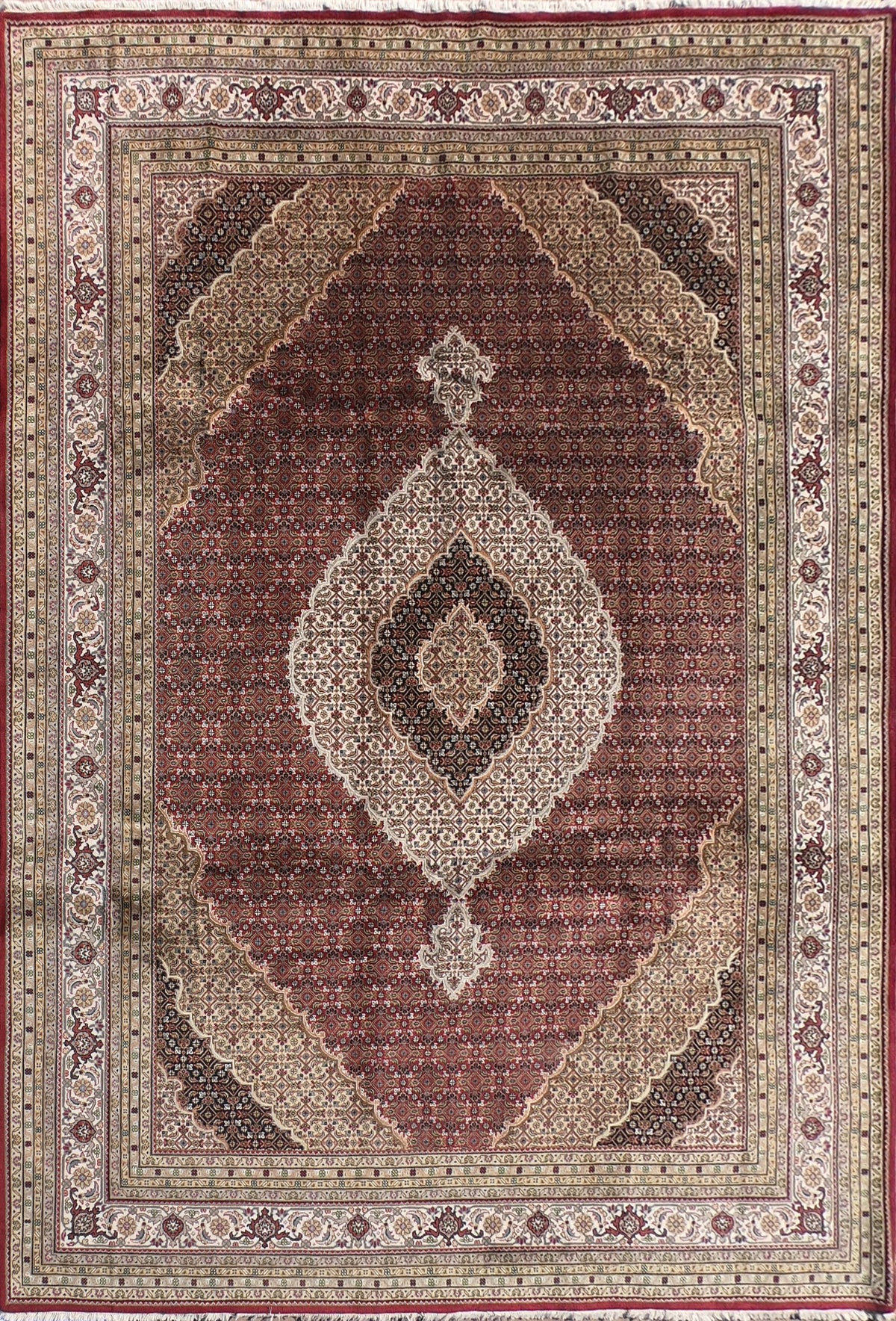 Alfombra Persa Tabriz 3.70 x 2.80 mts. 000